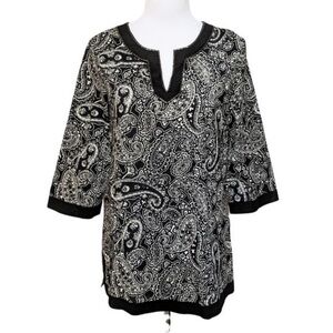 Black and White Paisley Women's Top